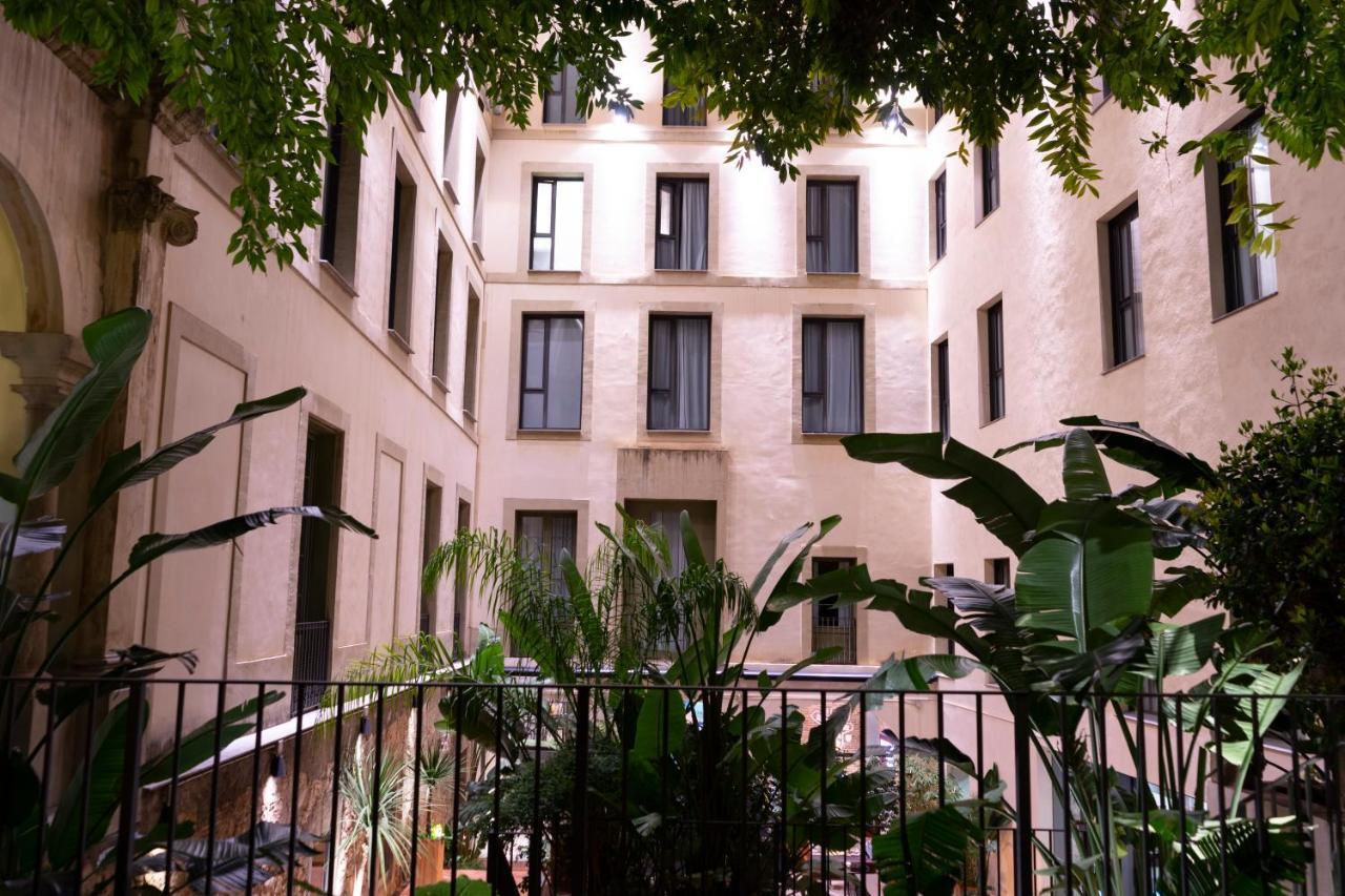 佩蒂特宫波盖利亚花园酒店 巴塞罗那 外观 照片