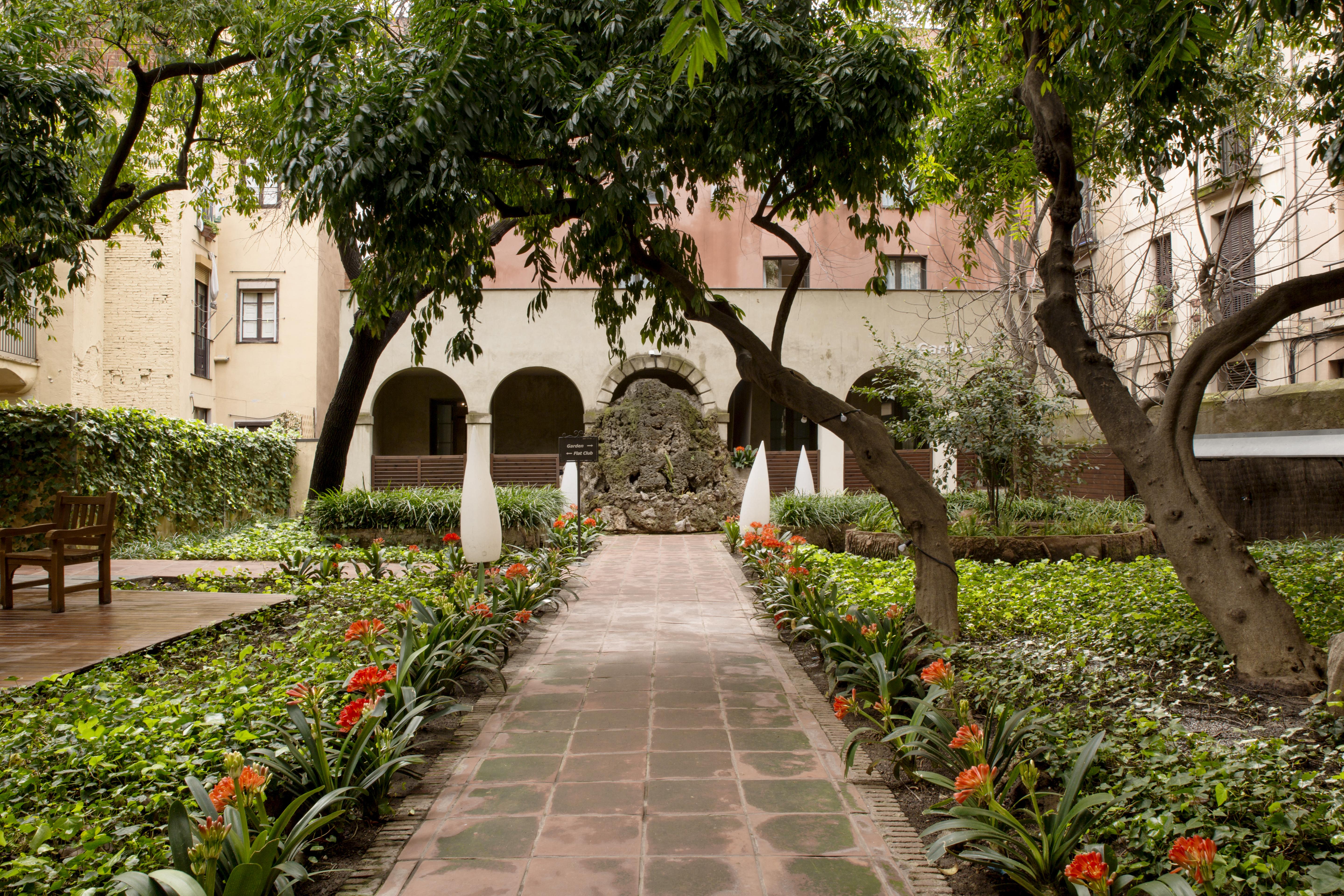 佩蒂特宫波盖利亚花园酒店 巴塞罗那 外观 照片